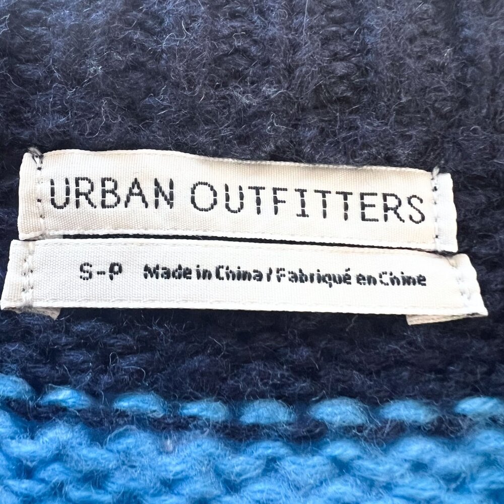 Urban Outfitters Bobby Boyfriend Striped Bold Multi-Color Sweater Size Small - Picture 8 of 12
